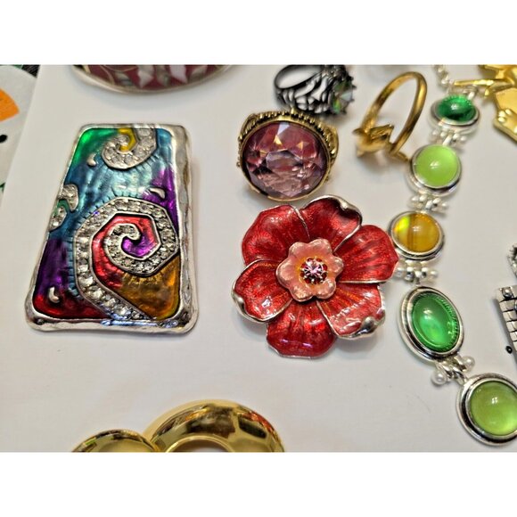 Vintage to Modern Jewelry Lot Brooches Rings Necklaces Bracelets Earrings - Picture 7 of 16
